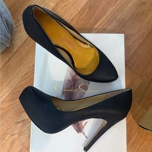 Jessica Simpson Textured Black Heels